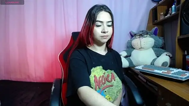 corallwells online show from 15, 10, 2025