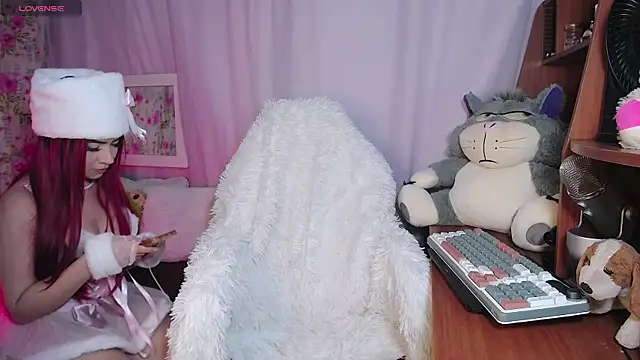 corallwells online show from 17, 10, 2025