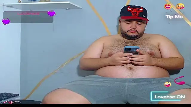 Snapshot of damian_chubby chatting on 17, 9, 2025 damian chubby online show from 17, 9, 2025