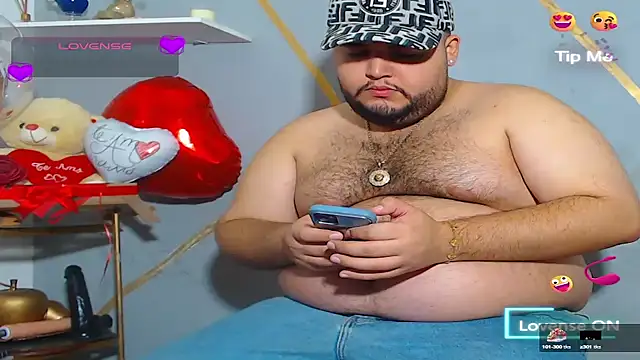 Snapshot of damian_chubby chatting on 21, 9, 2025 damian chubby online show from 21, 9, 2025