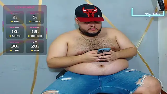 Snapshot of damian_chubby chatting on 2, 10, 2025 damian chubby online show from 2, 10, 2025