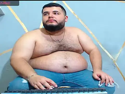 Snapshot of damian_chubby chatting on 8, 11, 2025 damian chubby online show from 8, 11, 2025