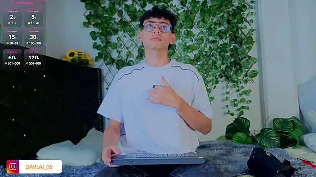 Daviid laidd online show from 17, 11, 2025