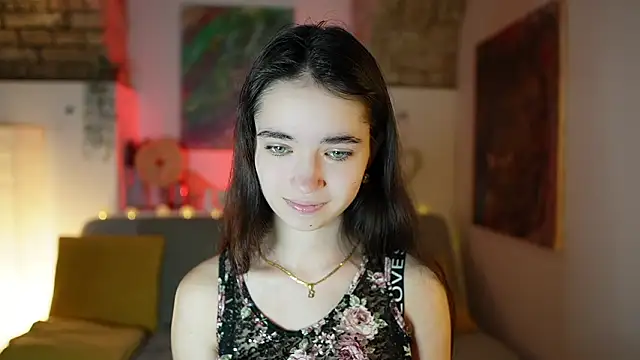 Gia Paige18 online show from 2, 1, 2025