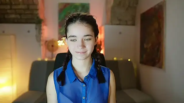 Gia Paige18 online show from 5, 3, 2025