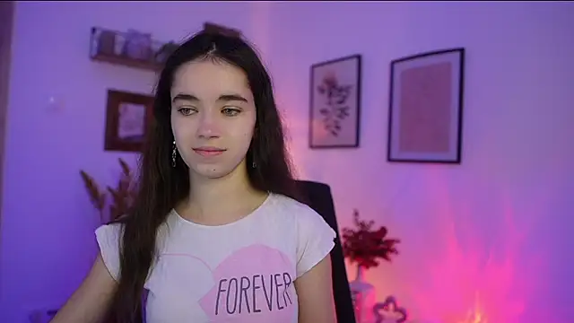 Gia Paige18 online show from 2, 11, 2025