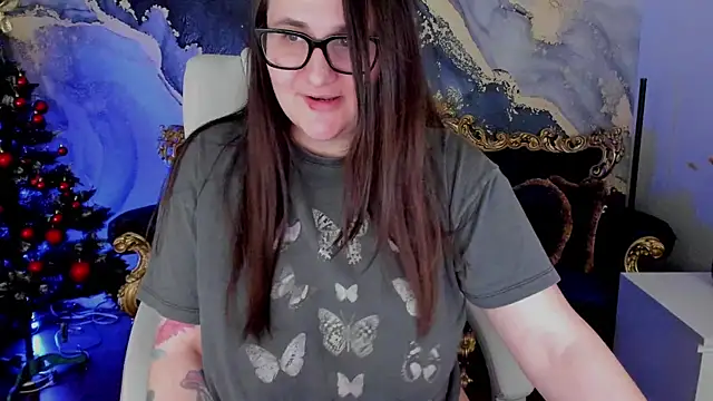 Snapshot of JuicyBeRrys chatting on 3, 1, 2025 JuicyBeRrys online show from 3, 1, 2025