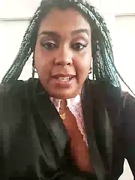 Snapshot of ELLA_KELLY chatting on 6, 1, 2025 ELLA KELLY online show from 6, 1, 2025