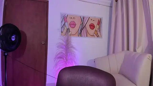 StarMilf online show from 3, 10, 2025