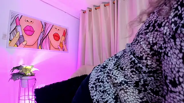 StarMilf online show from 6, 8, 2026
