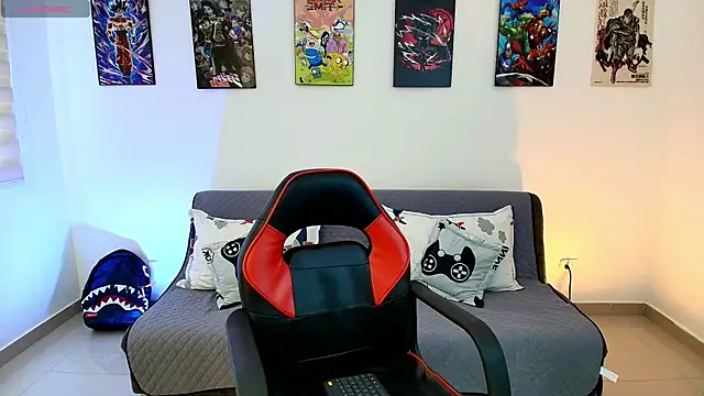 jonathanjoestar  online show from 16, 4, 2026