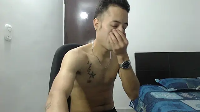 dimitriquiet05 online show from 18, 12, 2024