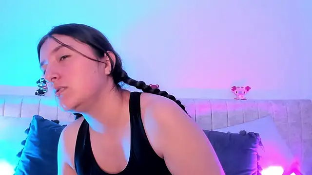 Kathia Morelli online show from 18, 2, 2025