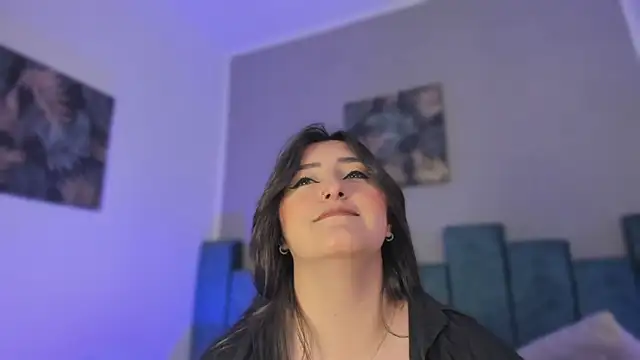 Snapshot of Kathia_Morelli chatting on 18, 7, 2026 Kathia Morelli online show from 18, 7, 2026