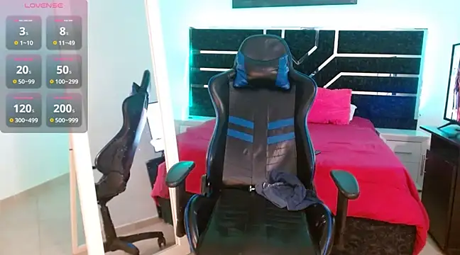 -MiaDelight- online show from 12, 2, 2025