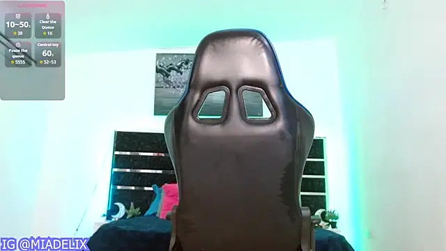 -MiaDelight- online show from 12, 3, 2026