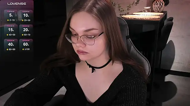 EvaBae online show from 19, 2, 2025