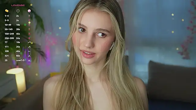 Snapshot of Fluffy-Angel chatting on 27, 1, 2025 Fluffy-Angel online show from 27, 1, 2025