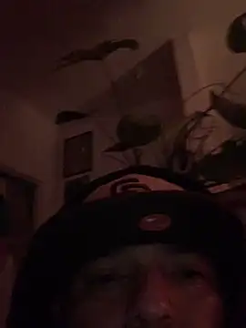 valleyoneofakind online show from 28, 11, 2025