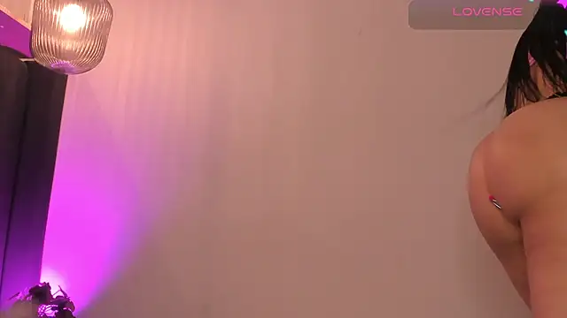 samanthaevanss1 online show from 15, 5, 2026