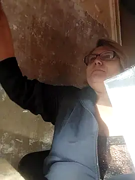 Forest-Lady online show from 8, 4, 2026