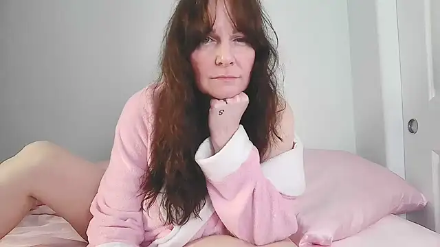 Snapshot of BlueEyezIrish chatting on 4, 2, 2026 BlueEyezIrish online show from 4, 2, 2026