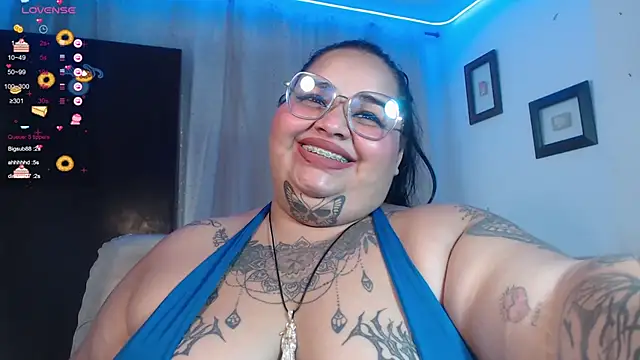 Snapshot of VeronikCuhubby chatting on 27, 1, 2025 VeronikCuhubby online show from 27, 1, 2025