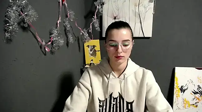 Snapshot of lady_olivia_ chatting on 19, 12, 2024 lady olivia online show from 19, 12, 2024