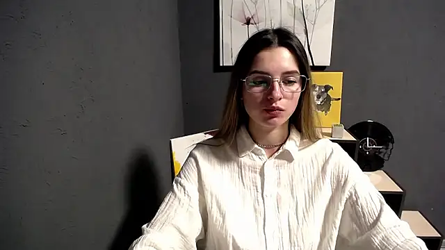 lady olivia  online show from 13, 1, 2026