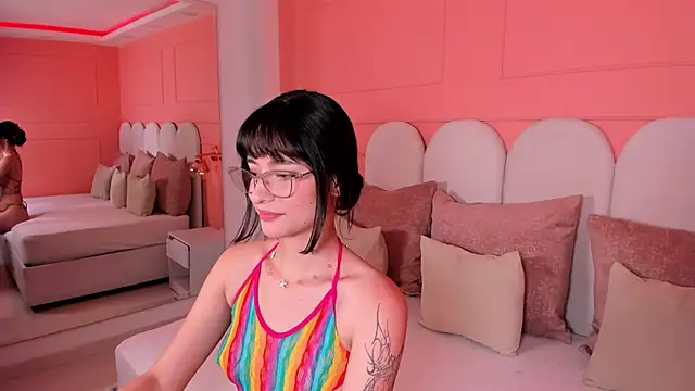 emilly williams  online show from 21, 1, 2025