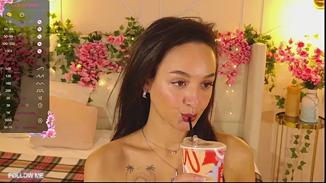 Lolly Neal online show from 20, 10, 2025