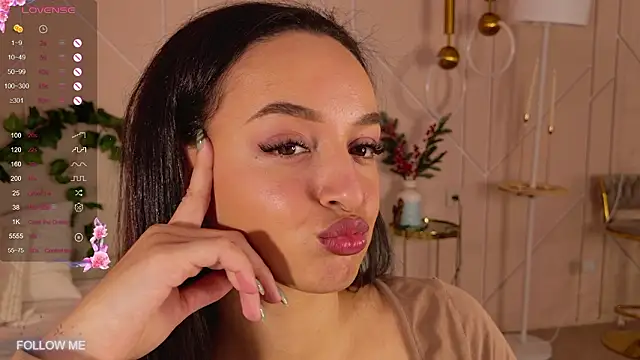 Lolly Neal online show from 25, 2, 2026