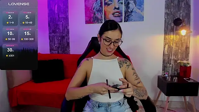 Snapshot of Allison_sc chatting on 12, 9, 2025 Allison sc online show from 12, 9, 2025