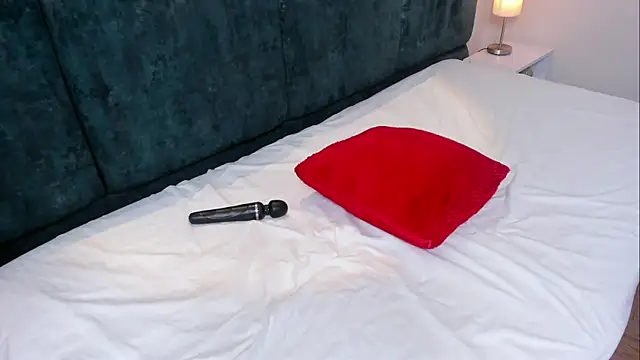 Snapshot of kataleyandliam chatting on 24, 1, 2025 kataleyandliam online show from 24, 1, 2025