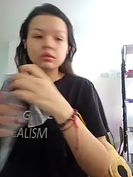 azumiichan online show from 24, 1, 2025