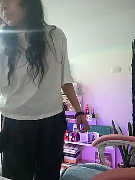 azumiichan online show from 28, 2, 2025