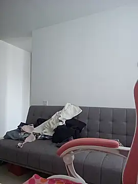 azumiichan online show from 2, 10, 2025