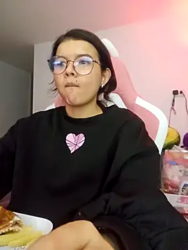 azumiichan online show from 14, 3, 2026