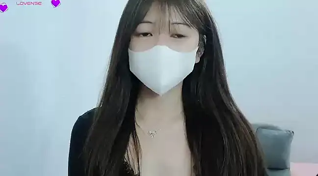 Snapshot of tanhxiu chatting on 4, 1, 2025 tanhxiu online show from 4, 1, 2025