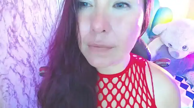 evelyn mature19 online show from 10, 1, 2025