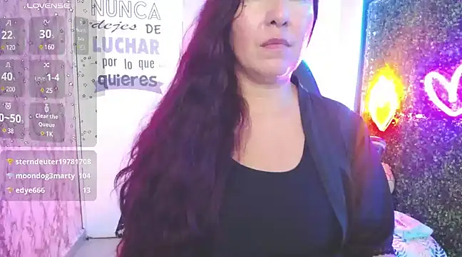 evelyn mature19 online show from 3, 2, 2025