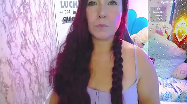 evelyn mature19 online show from 3, 2, 2025