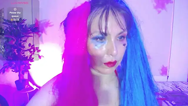 evelyn mature19 online show from 5, 10, 2025