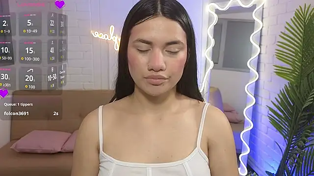 Chiara tay online show from 21, 9, 2025