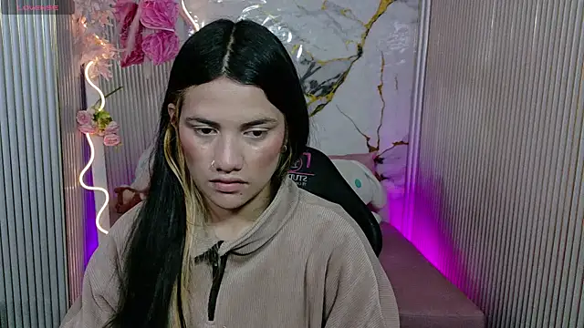 Chiara tay online show from 25, 5, 2026