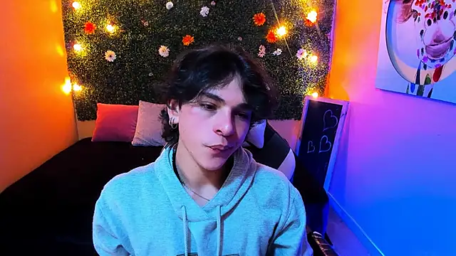 Luke Howland online show from 13, 1, 2025