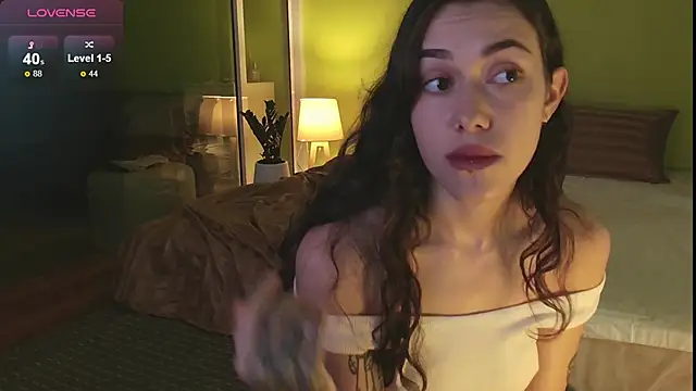 Snapshot of sadetuiningaa chatting on 30, 9, 2025 sadetuiningaa online show from 30, 9, 2025