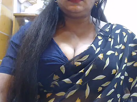 Snapshot of desi-maisa130 chatting on 13, 6, 2026 desi-maisa130 online show from 13, 6, 2026