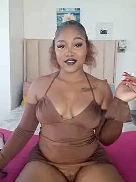 Snapshot of charmainexxx chatting on 23, 5, 2026 charmainexxx online show from 23, 5, 2026