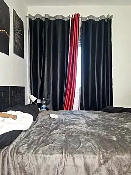 millaferrazzo online show from 2, 4, 2026